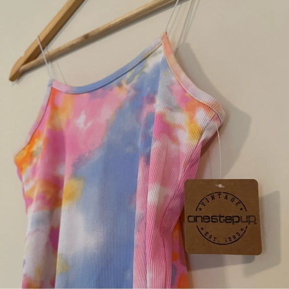 ☀️NWT ONE STEP UP Vintage Tie Dye Camisole Tank Top - Picture 2 of 6